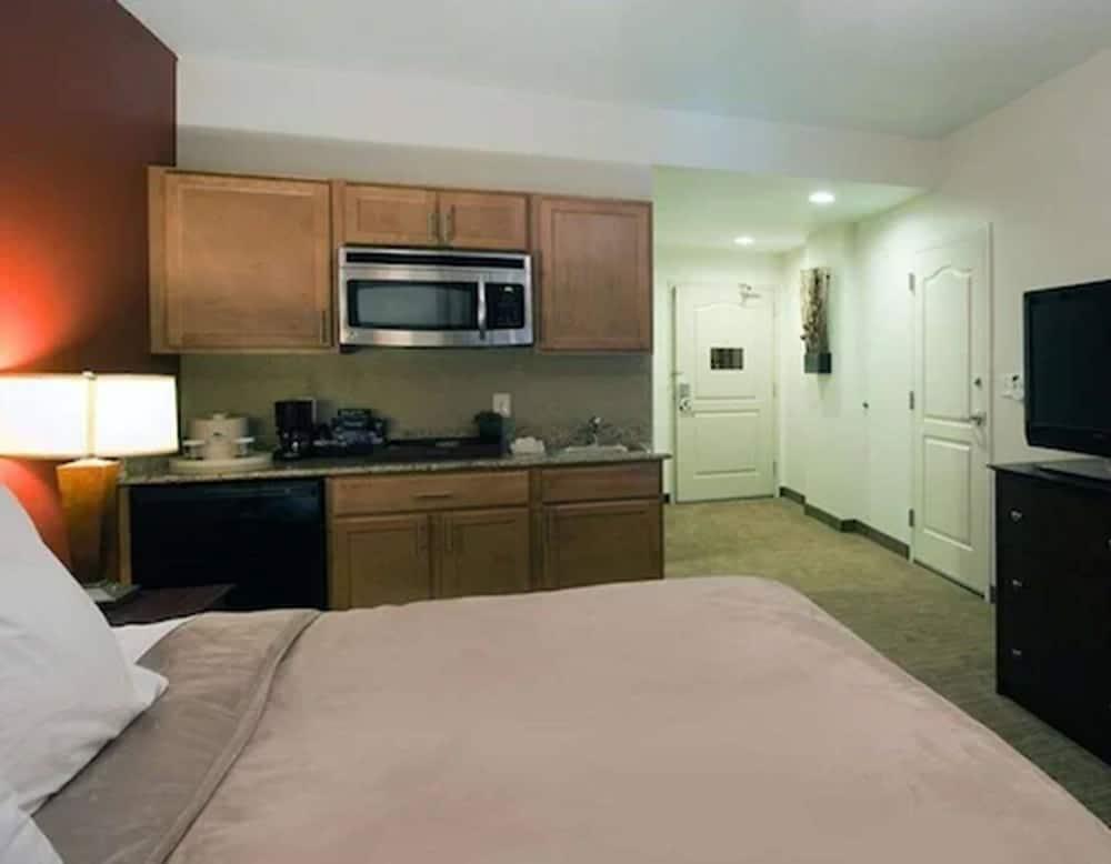 Homewood Suites By Hilton St. Louis - Galleria Richmond Heights Экстерьер фото
