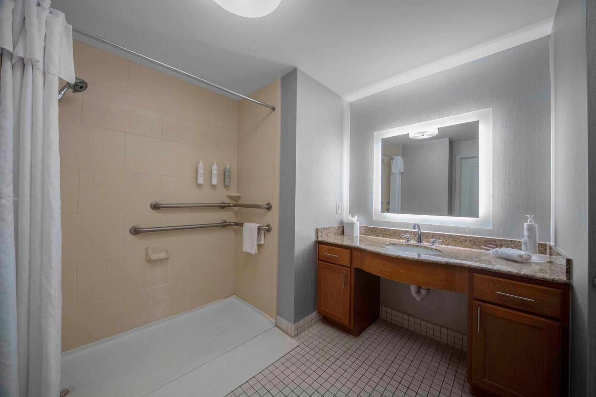 Homewood Suites By Hilton St. Louis - Galleria Richmond Heights Экстерьер фото