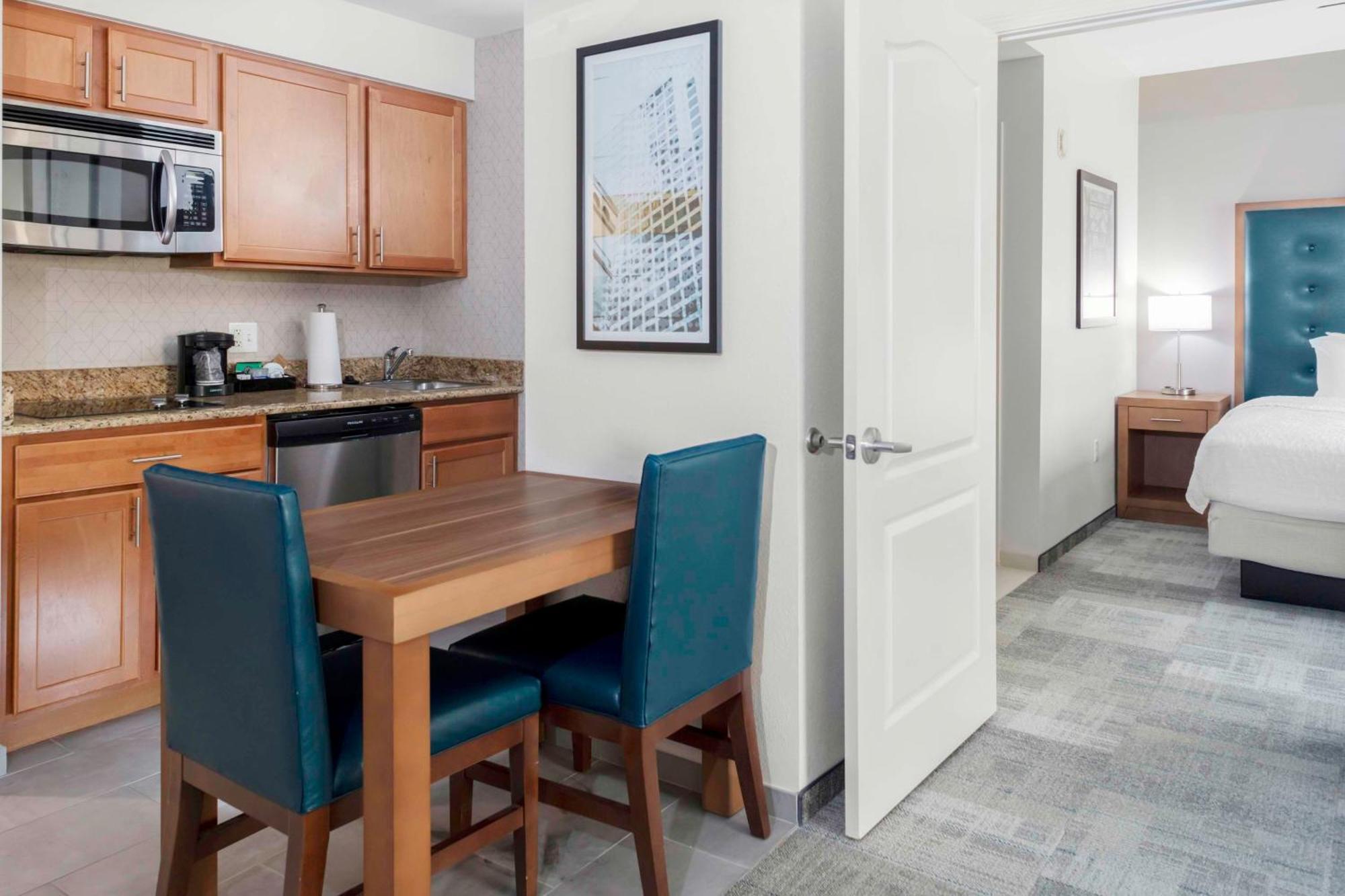 Homewood Suites By Hilton St. Louis - Galleria Richmond Heights Экстерьер фото